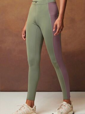 Fabletics Motion 365 Leggings